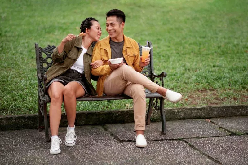 Canggung saat First Date? No Worries, Ini Solusinya!