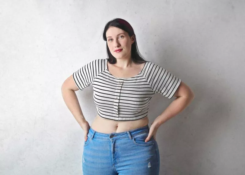 Tips Memilih Outfit untuk Pear Body Shape
