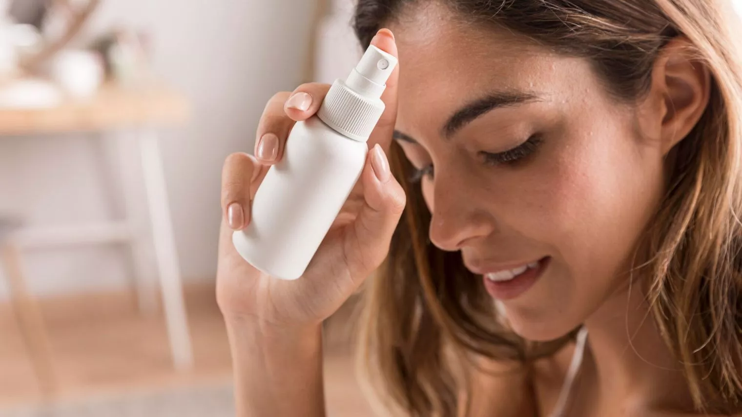Jangan Salah! Ini Perbedaan Face Mist dan Setting Spray