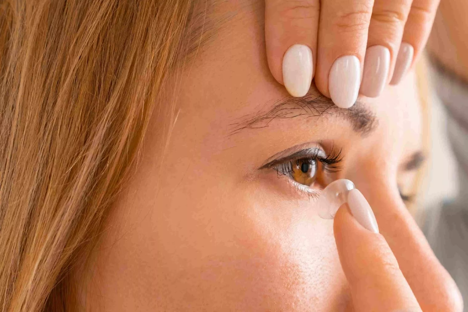 7 Kesalahan yang Harus Dihindari saat Memakai Contact Lens