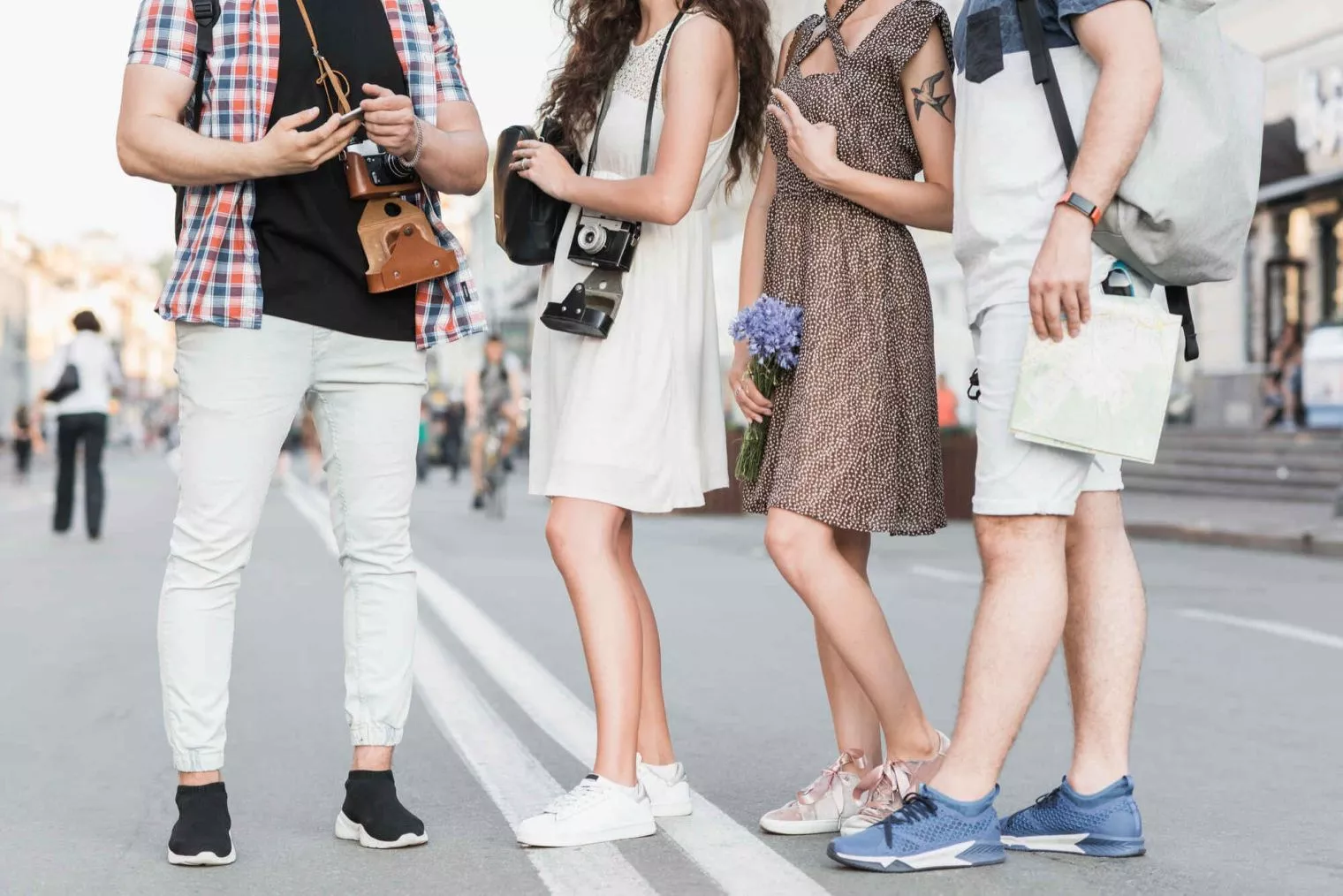 Jenis Sepatu yang Cocok untuk Nonton Konser