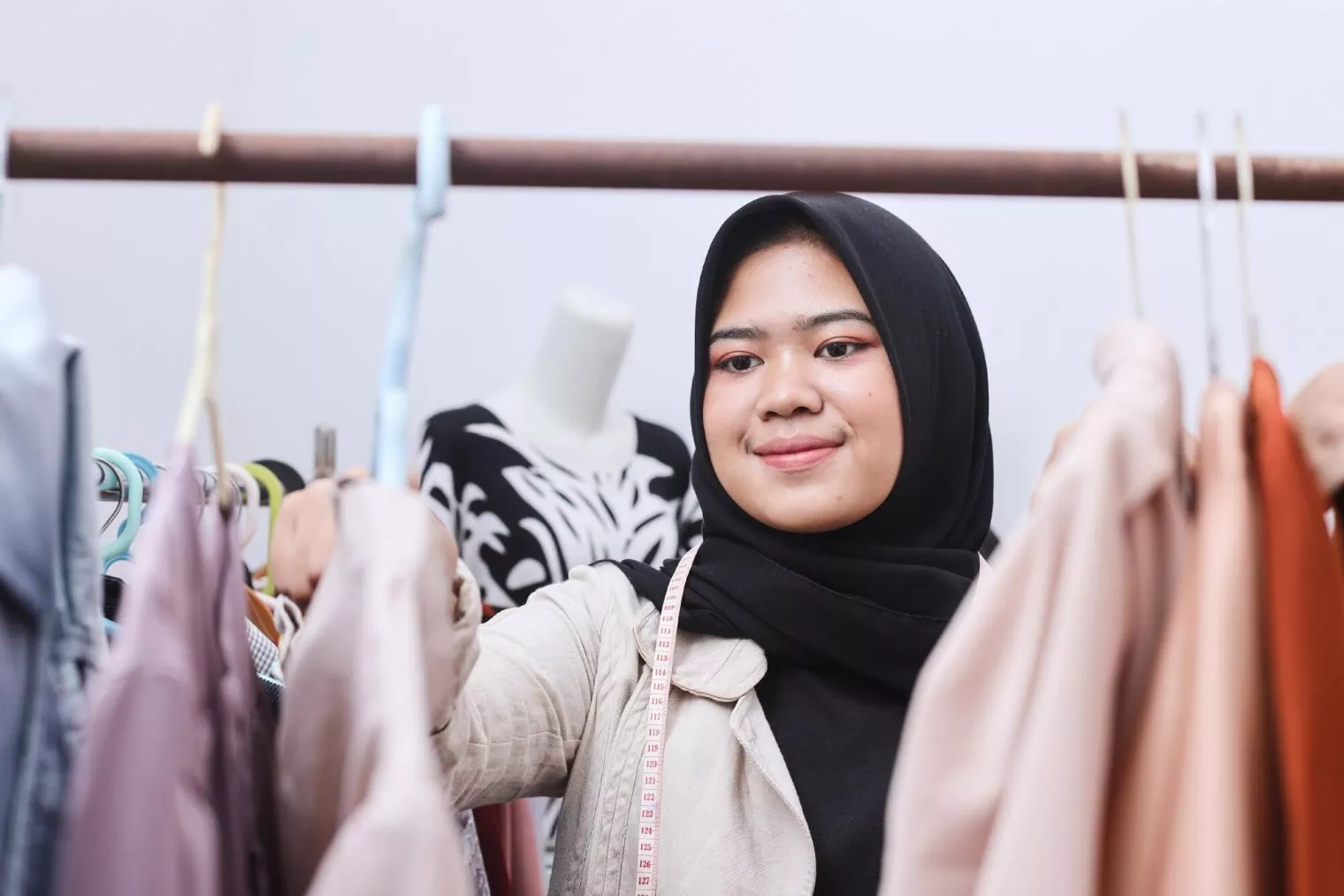 Mengapa Ada Tradisi Beli Baju Baru saat Lebaran?