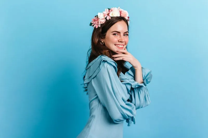 Headpiece: Sejarah dan Jenis-jenis yang Bisa Kamu Pakai