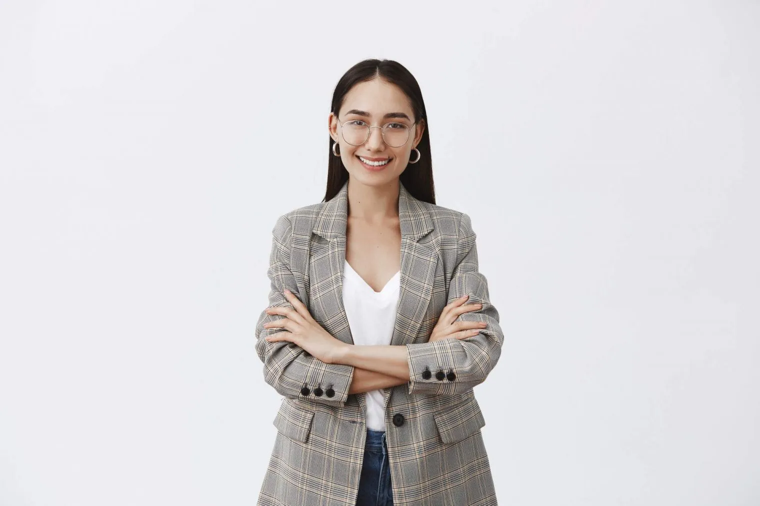 Cara agar Bisa Tampil Berwibawa sebagai Wanita