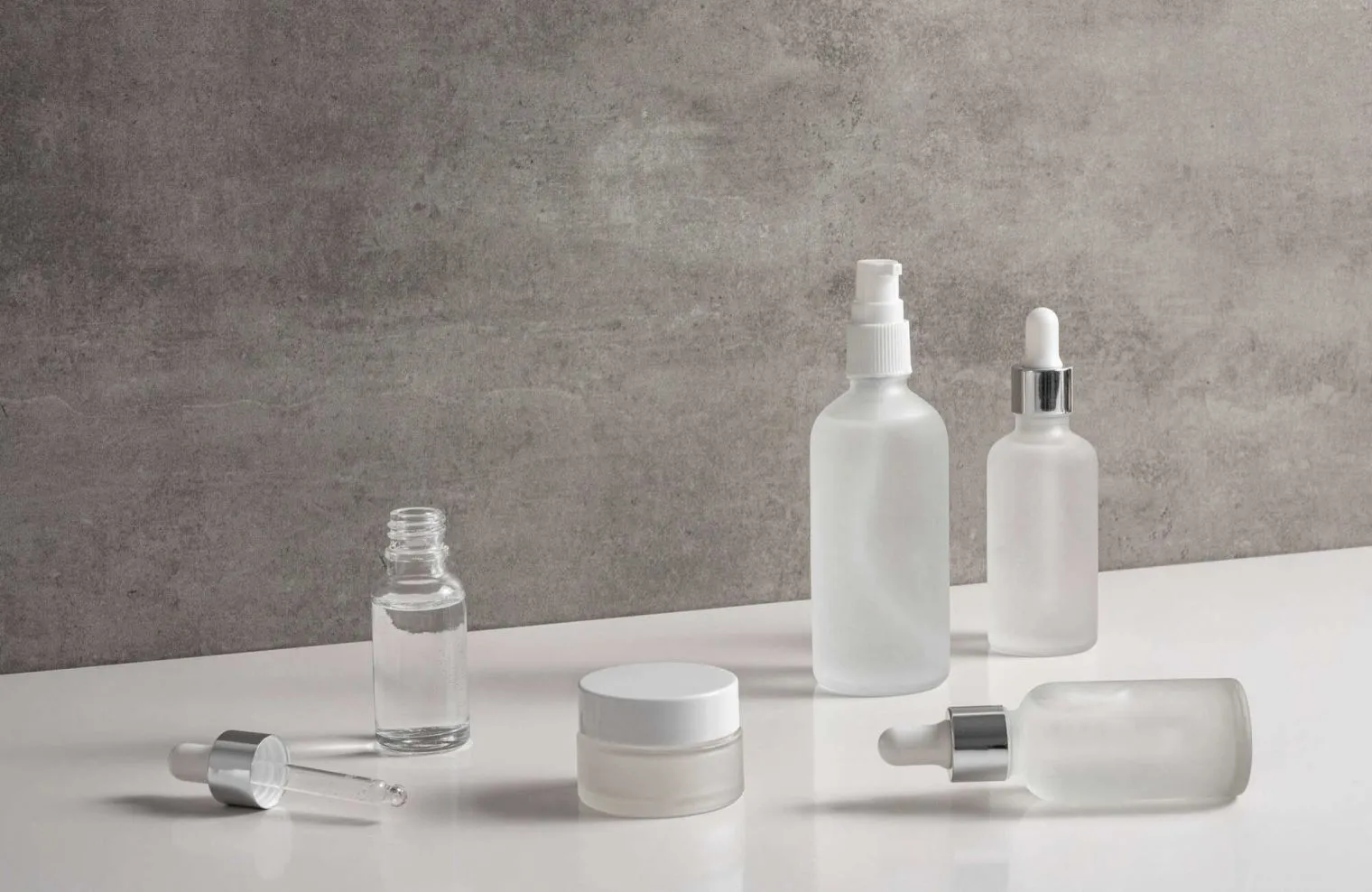 6 Produk Skincare yang Lebih Baik Disimpan dalam Kulkas