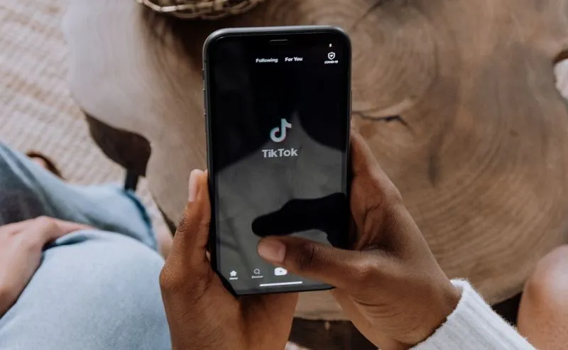 Kecanduan Media Sosial, Apa Kamu Termasuk Salah Satunya?