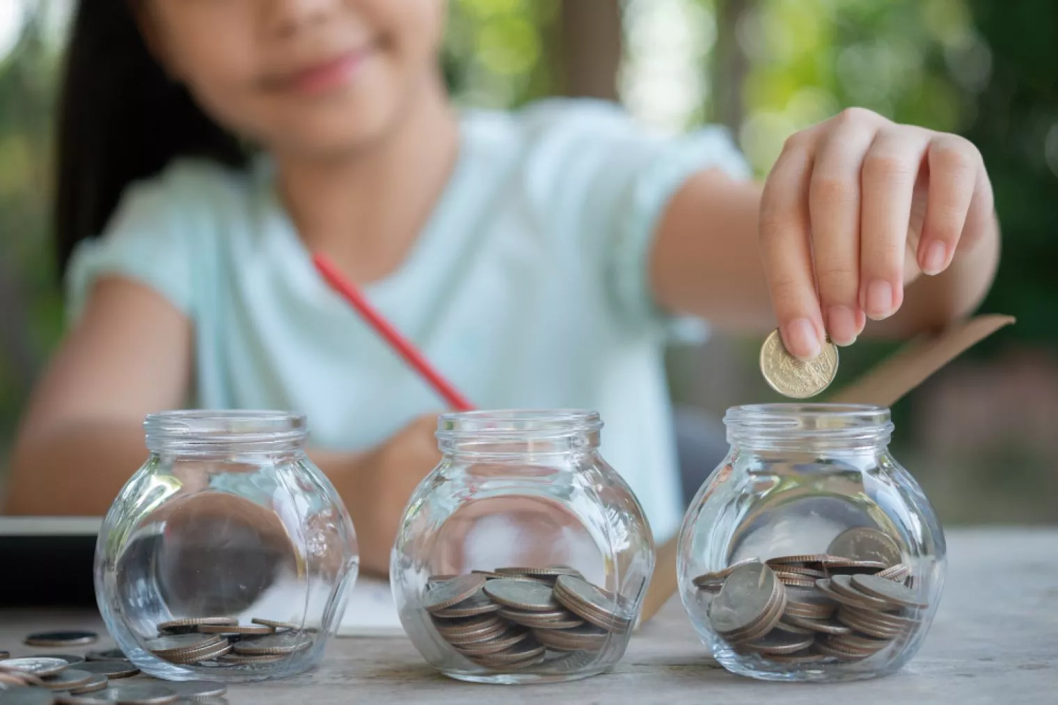 Ajari Anak Pentingnya Menabung, Yuk!