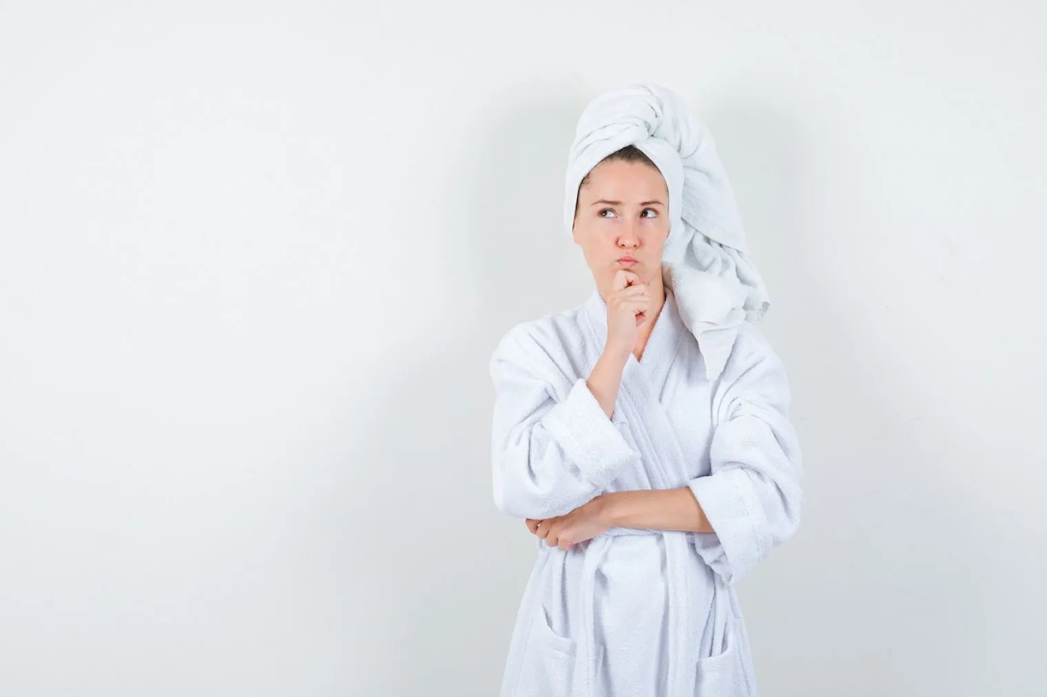 Sebelum Tidur Mending Mandi Air Dingin atau Air Hangat Ya?