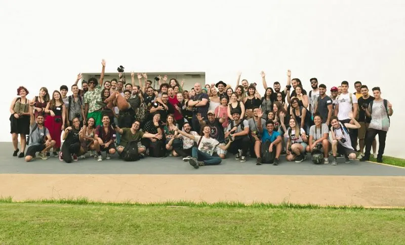 8 Tips Halau Rasa Kesepian