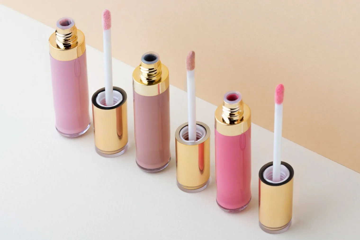 Lip Mousse vs. Lip Velvet, Lebih Suka yang Mana?