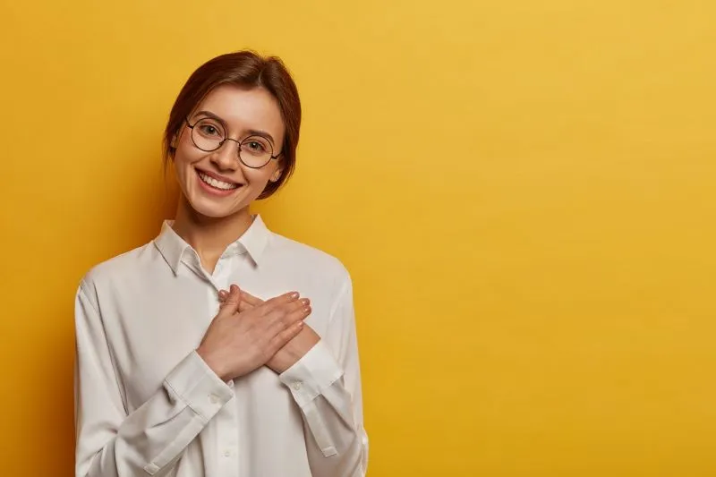Second Hand Embarrassment: Wajar Nggak Sih Dirasakan?