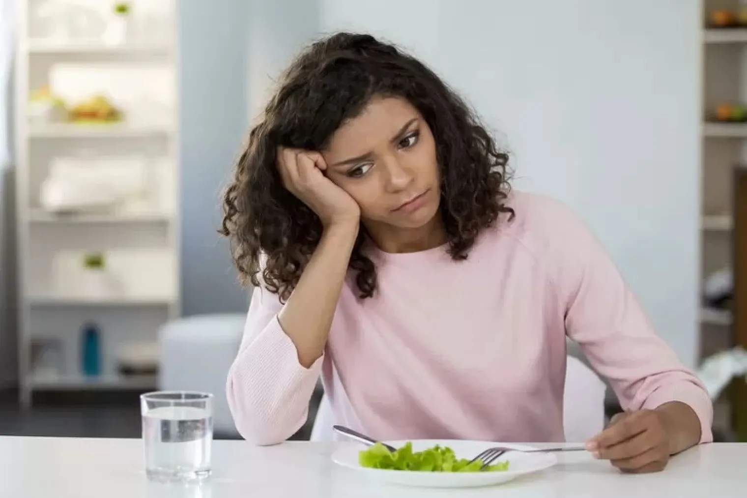 Very Low Calorie Diet (VLCD): Keunggulan & Efek Samping