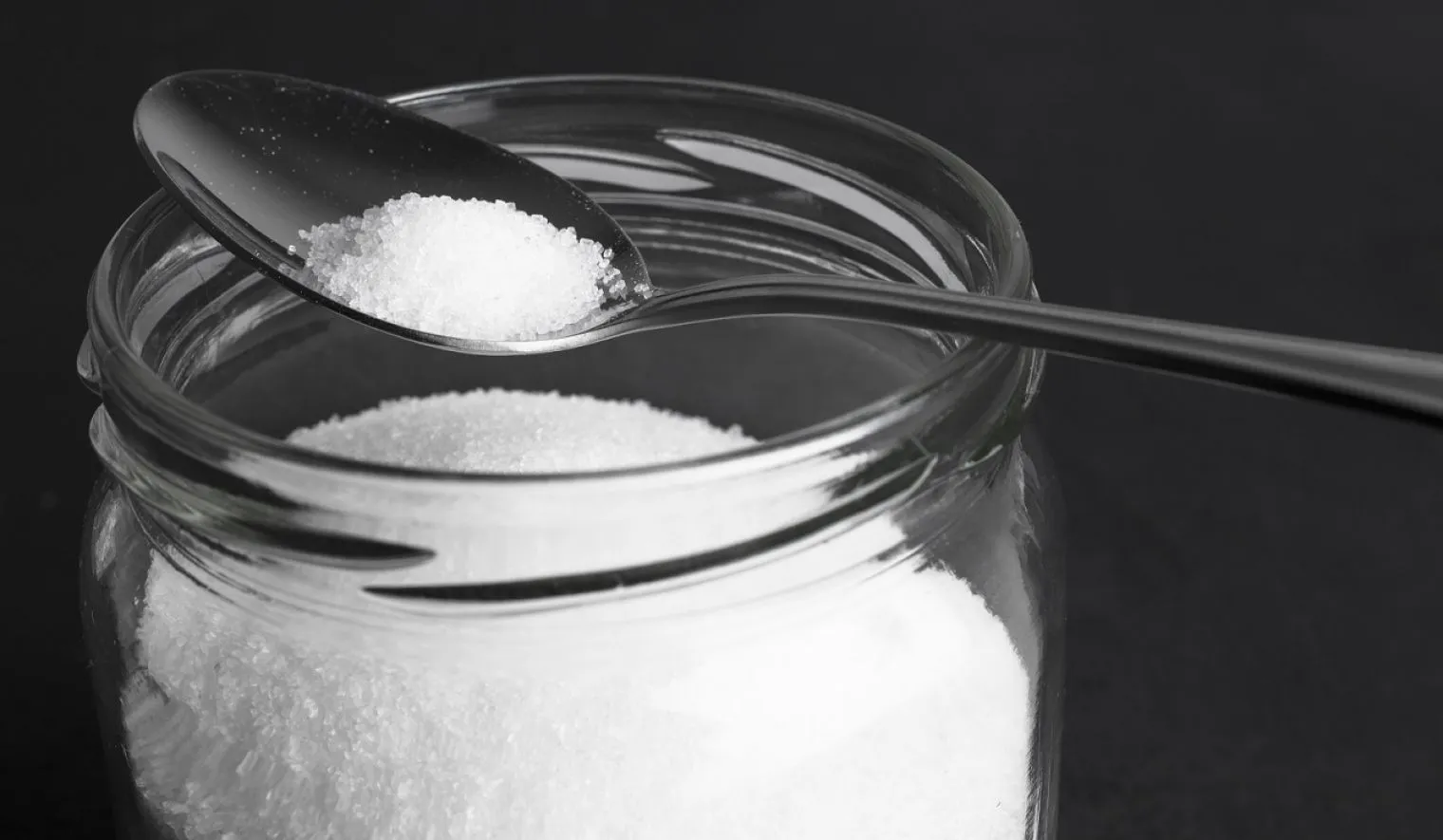 8 Pengobatan Alami untuk Sariawan: Sudah Coba yang Mana?