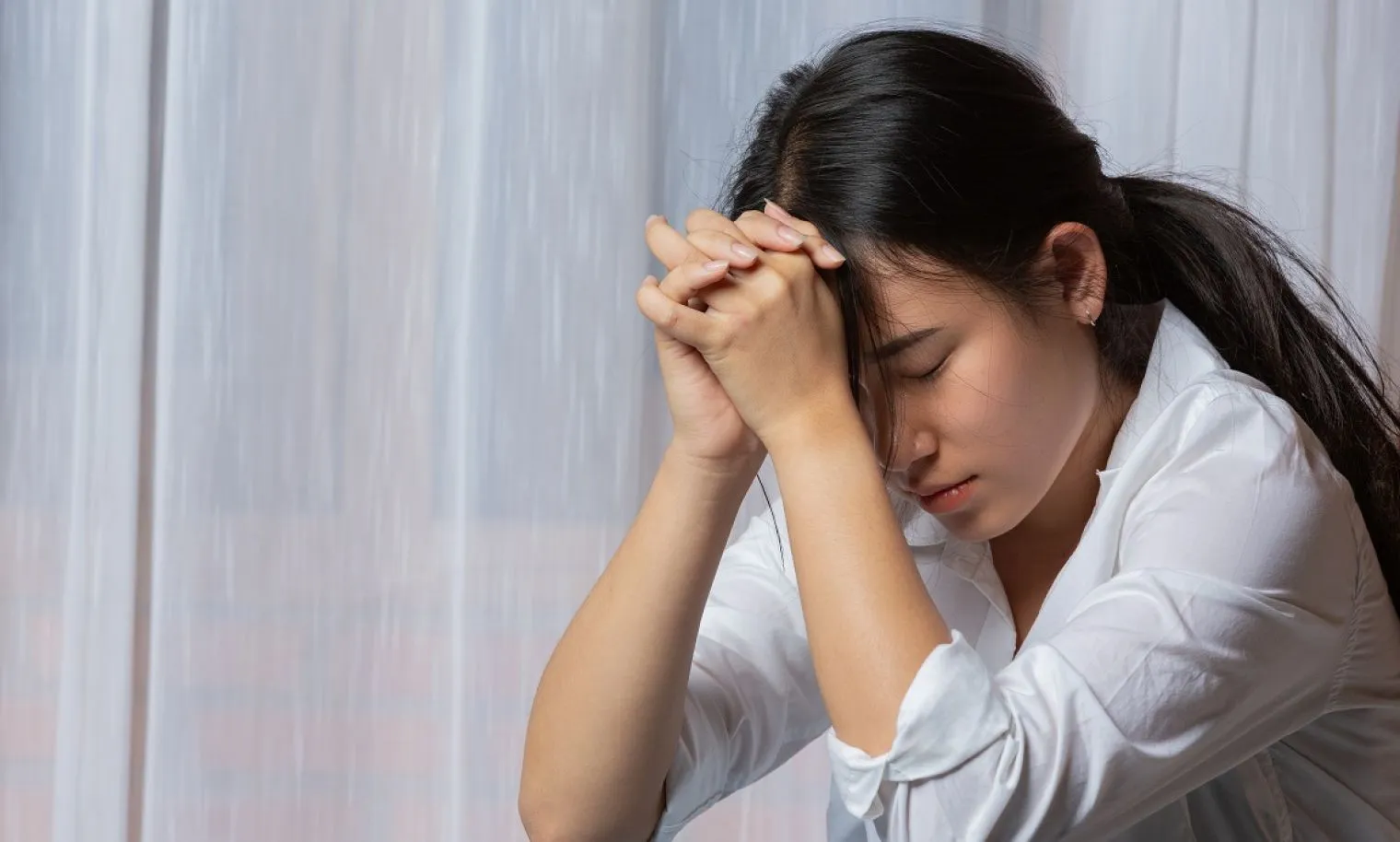 Menangis Tanpa Sebab: Tunggu, Ada Alasan Logisnya Kok!