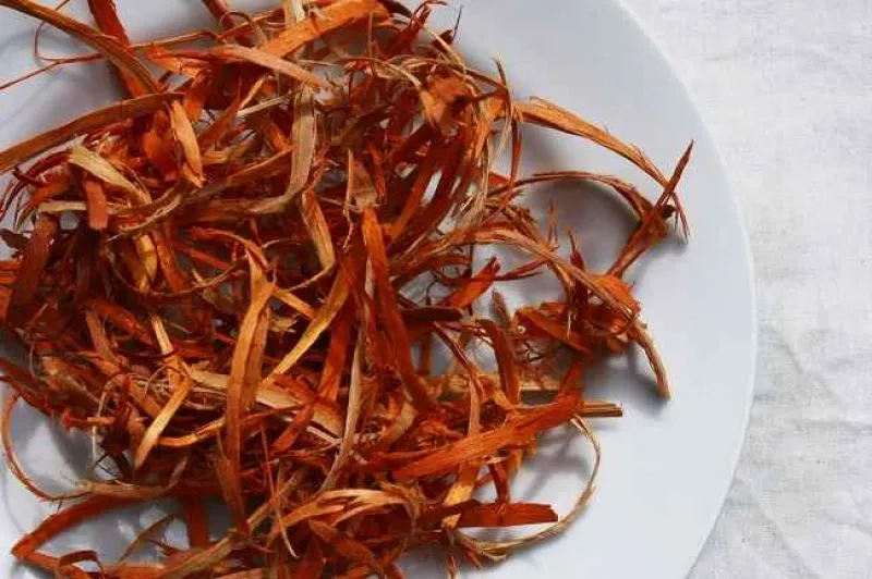 Kayu Secang: Merah-Merah tetapi Baik untuk Kesehatan!