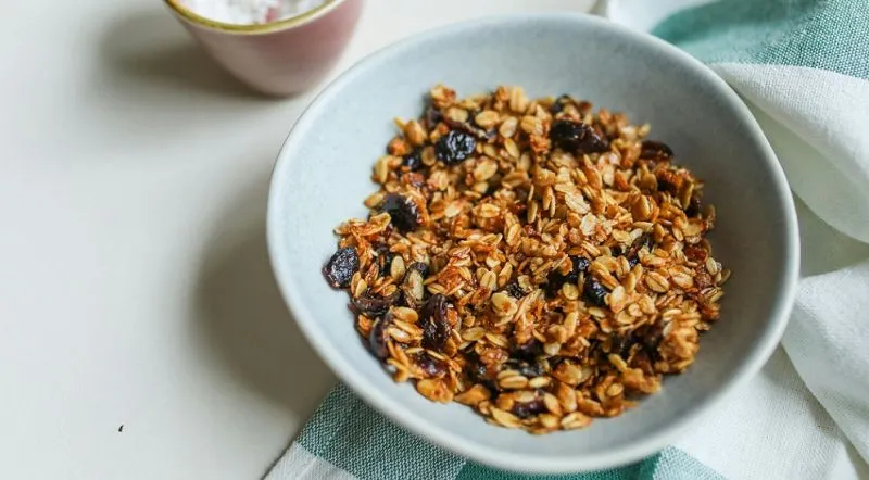 Meskipun Tinggi Protein dan Serat, Jangan Lupakan Kandungan Gula dari Granola!