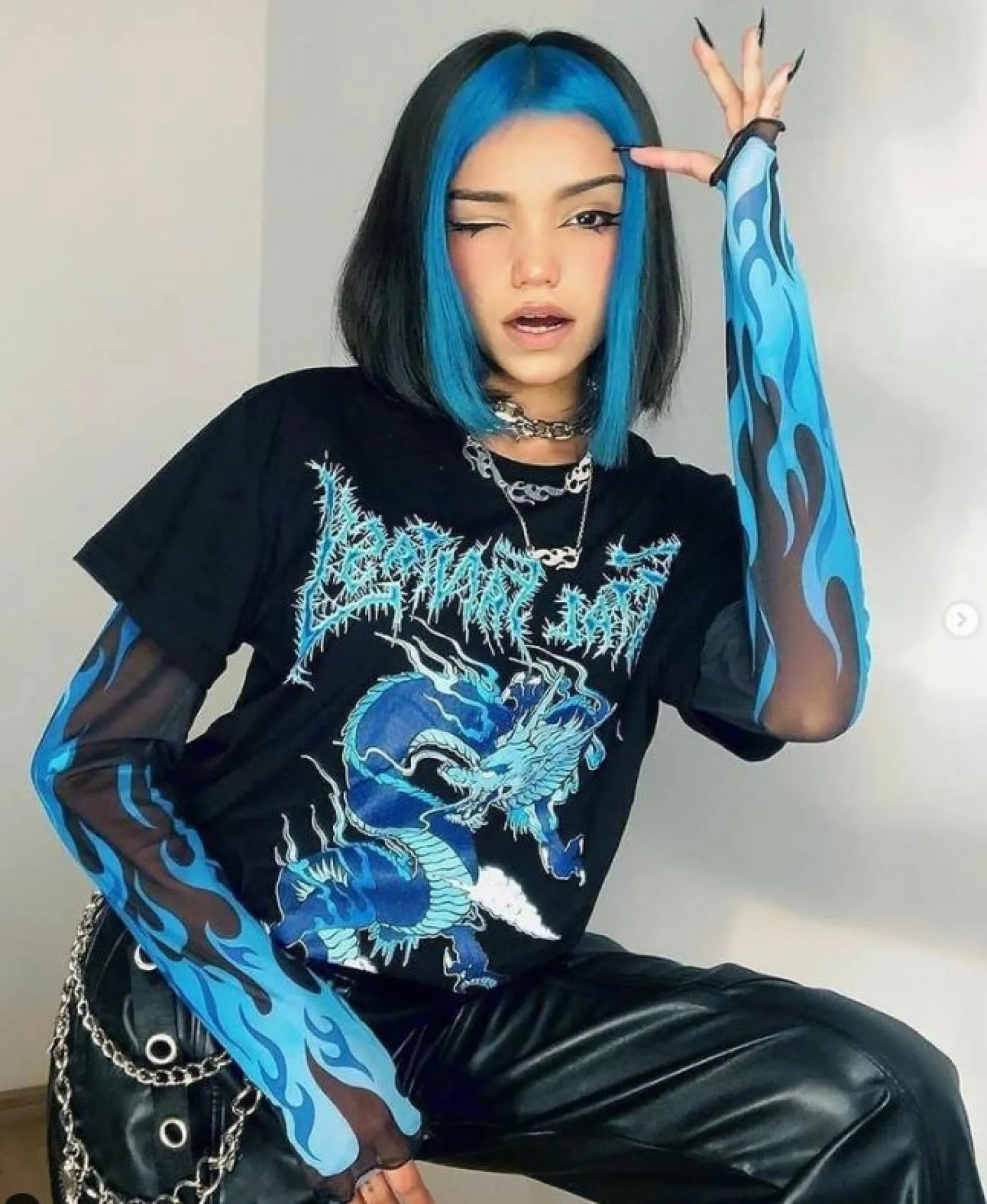 Siapa Bilang Fashion Emo Ketinggalan Zaman?