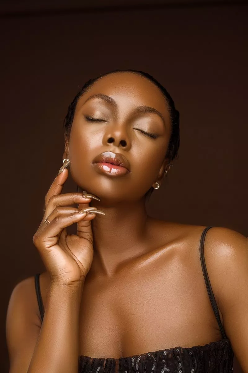 Kenali Kandungan Skincare yang Bikin Wajah Glowing