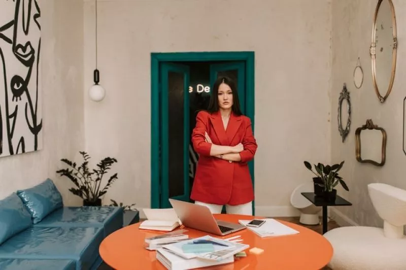 Cara Menjadi Seorang Wanita Independen