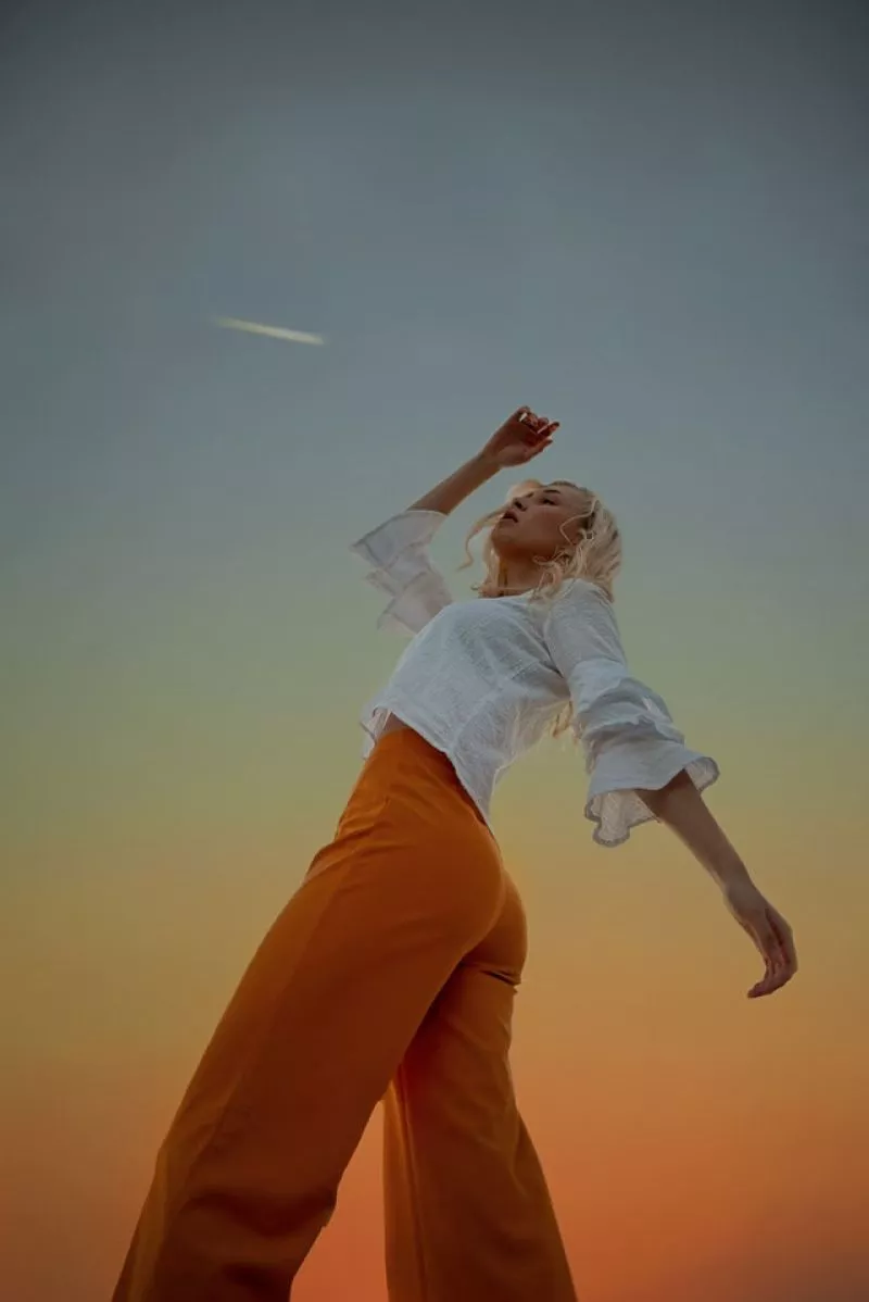 8 Outfit Simple dengan Fashion Celana Kulot!